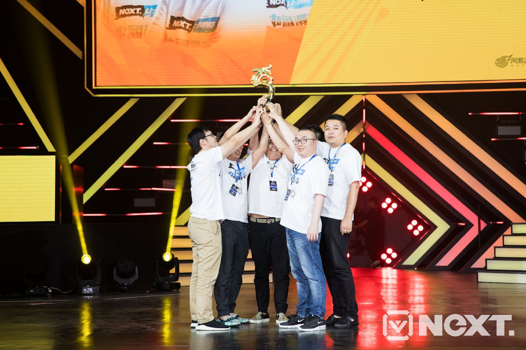 纵情梦想!选手们为胜利全力以赴 纵情梦想!选手们为胜利全力以赴