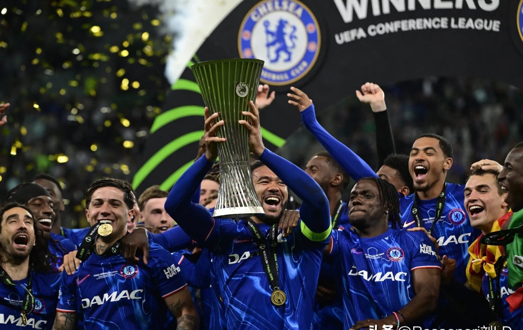 英格兰队大胜乌克兰,欧国联前进半决赛 英格兰队大胜乌克兰,欧国联前进半决赛