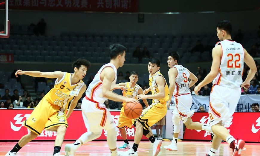 关于屡败屡战!山西队反弹击败八一队的信息 关于屡败屡战!山西队反弹击败八一队的信息