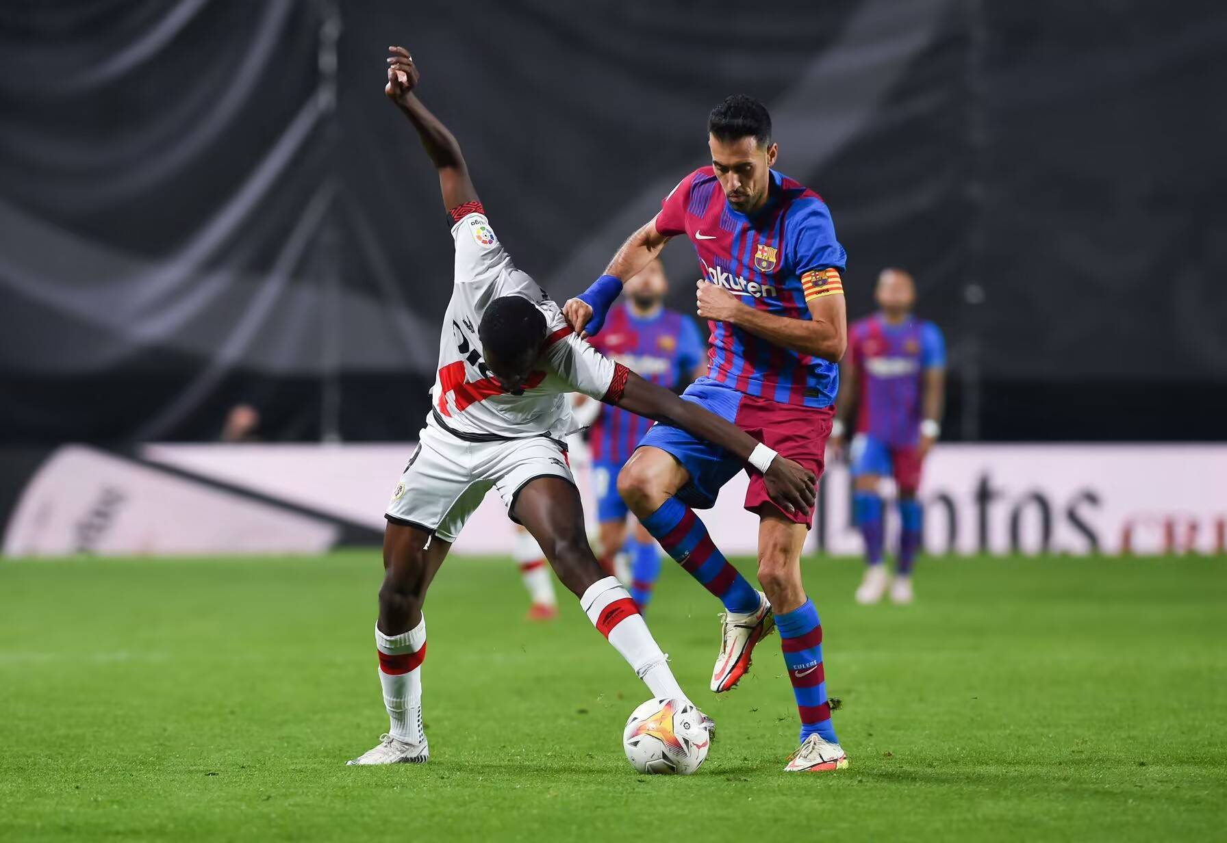 包含巴列卡诺客场平局，抢分任务未达成的词条