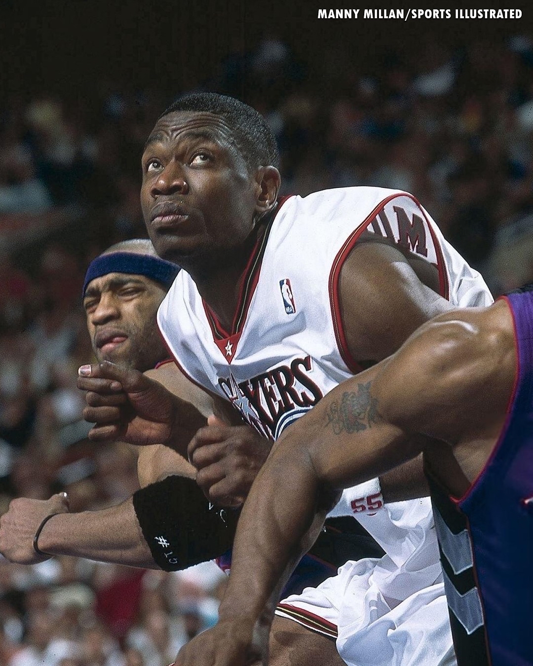 猛龙在客场大胜76人，晋级东部半决赛