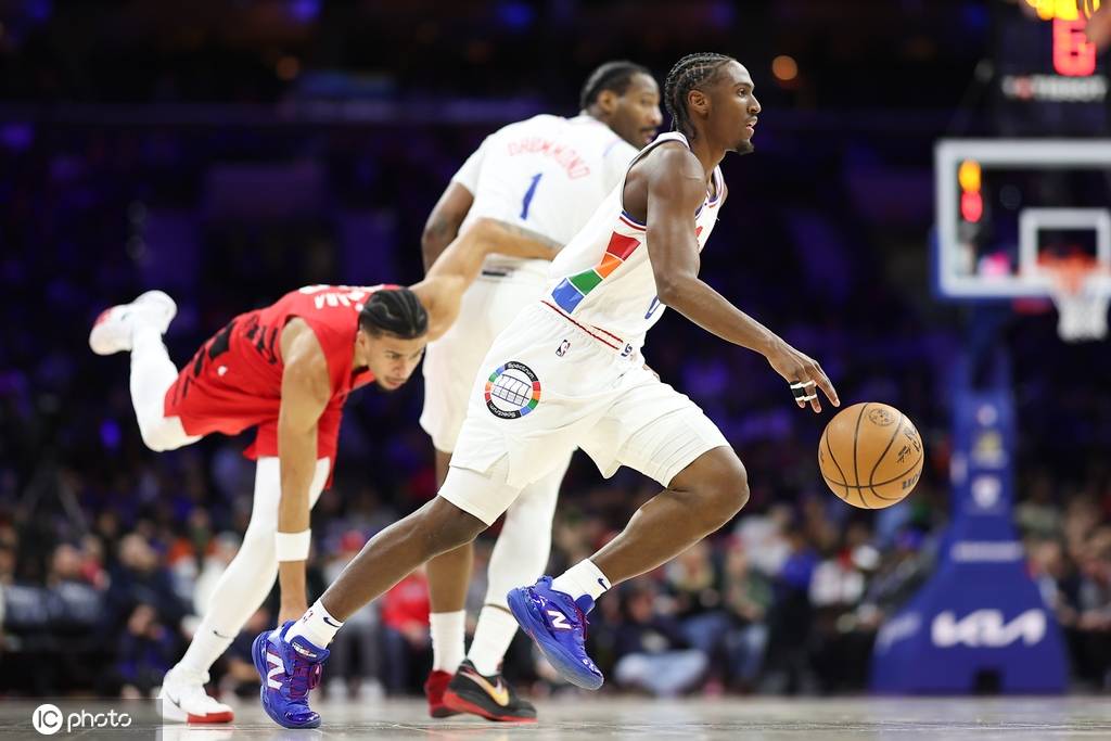 关于76人主场击败奇才，西蒙斯砍下28分的信息