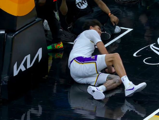 热火负于马刺,球队连败颓势明显 热火负于马刺,球队连败颓势明显