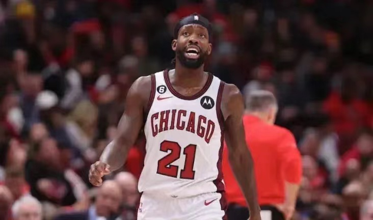 黄蜂横扫奇才，拉文高光表现的简单介绍