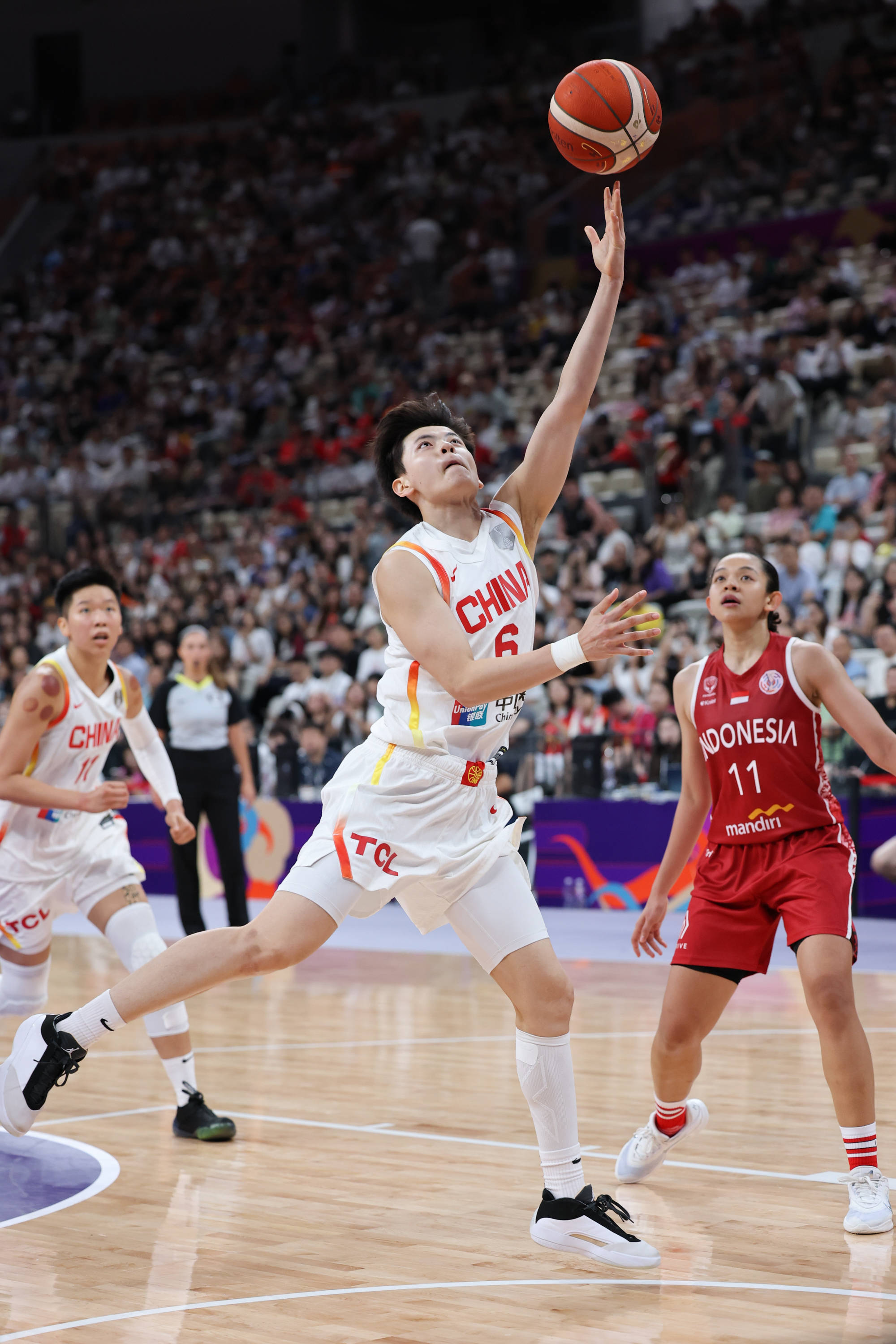 关于亚洲杯队主教练发声，誓言带队登顶的信息