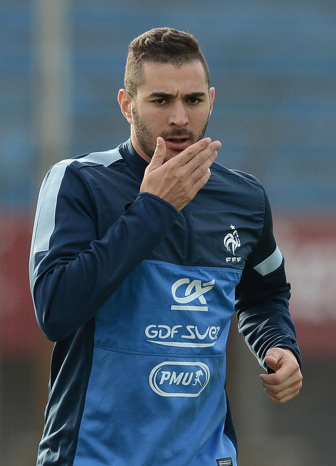 土耳其逆转里昂，本泽马状态火热