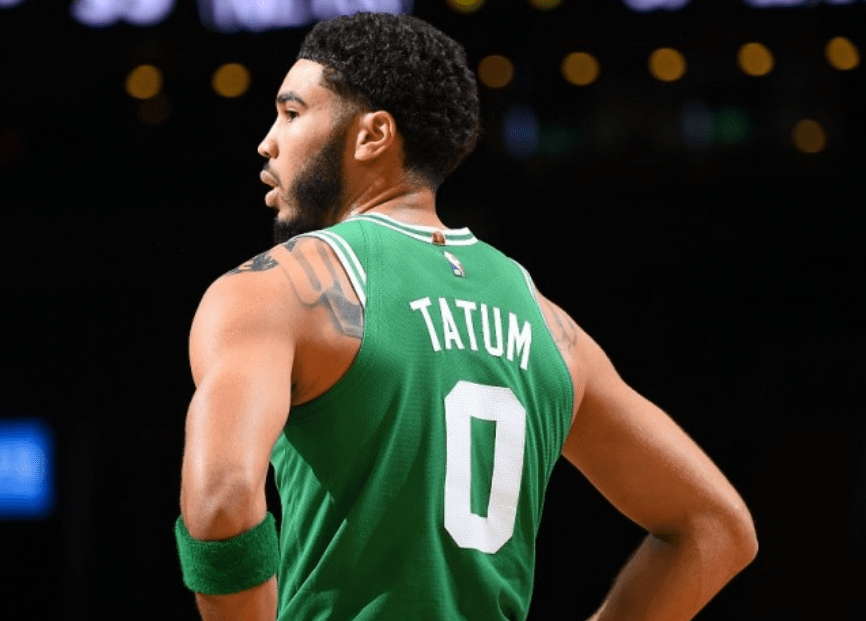 浙江队横扫青岛队，塔图姆刷新纪录