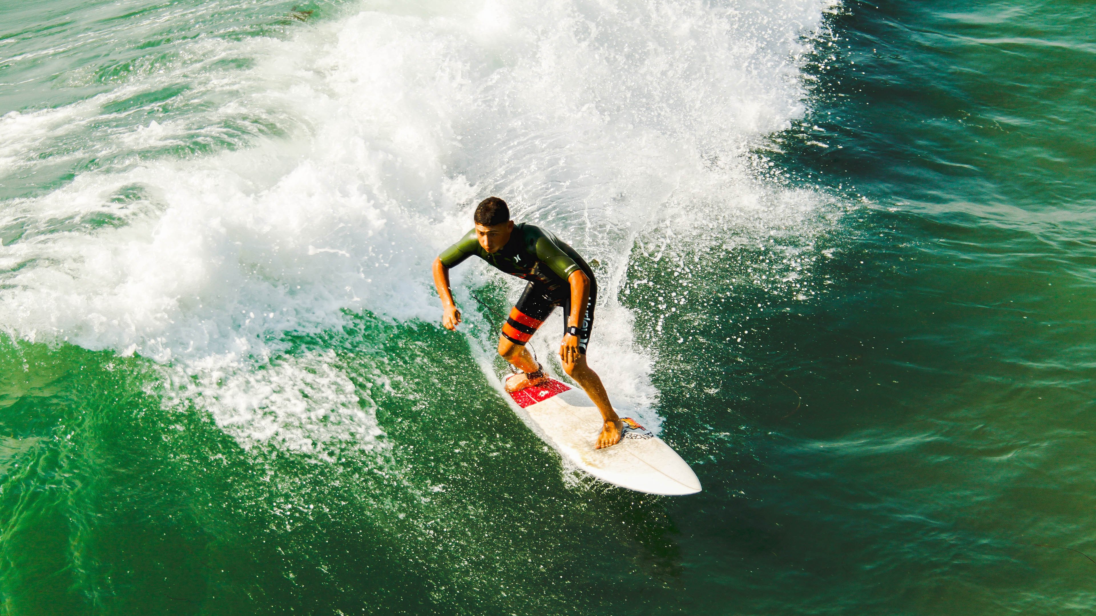 范戴克天神下凡!希腊1-0哥伦比亚,橙衣铁卫化身关键先生